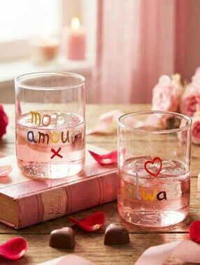 Skylety NWT 2pk Love Notes Borosilicate 16oz Glass Cups More Amore & Love Always